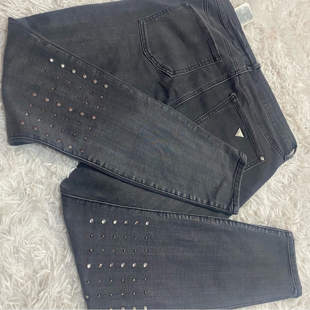 Studded Guess Jeans!